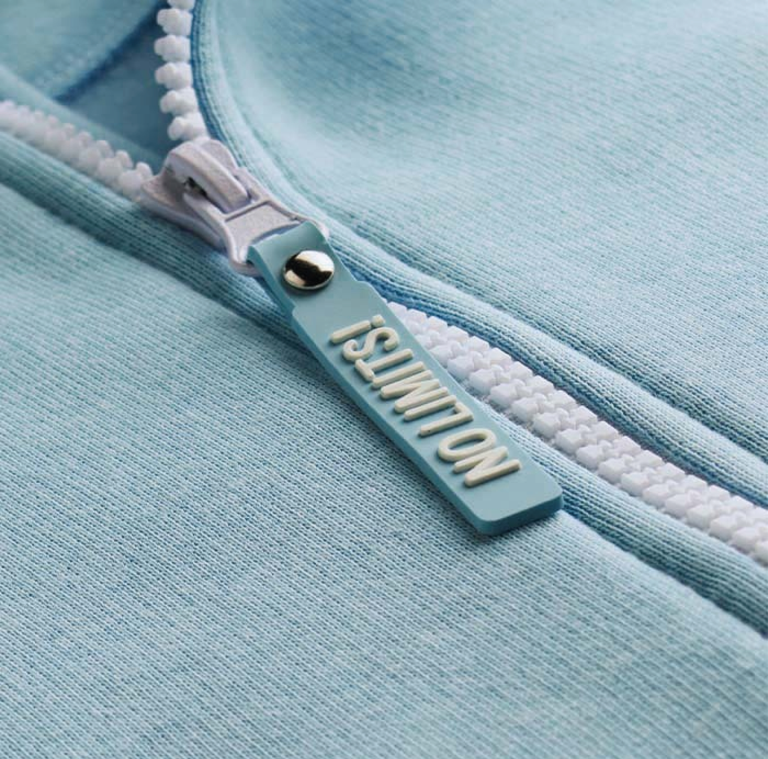 Sweat col montant entièrement personnalisable