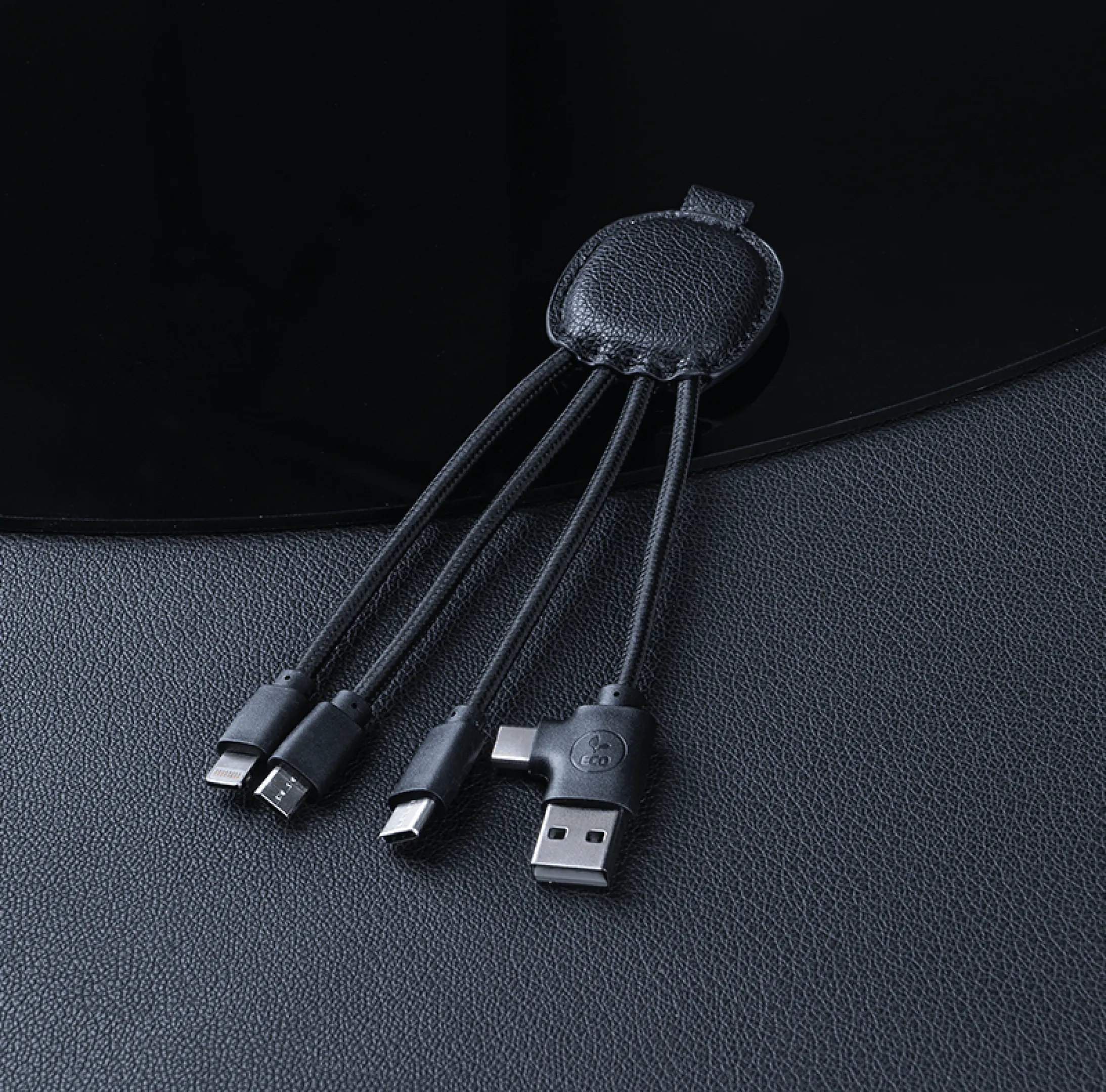 cable-multi-connecteurs-xoopar-personnalisable Câble multi-connecteurs personnalisable