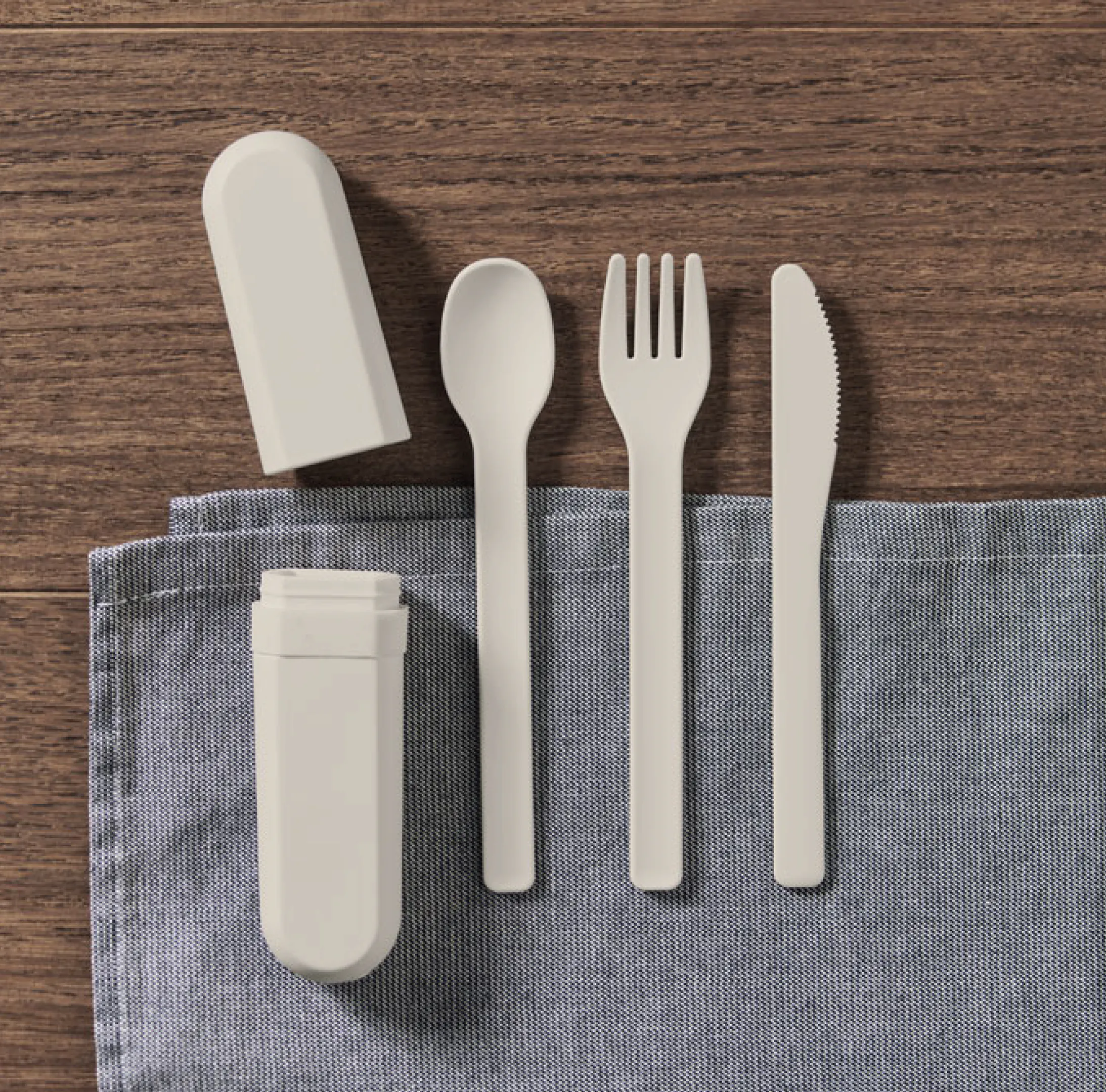 couverts-reutilisables-etui-beige-personnalisable Couverts réutilisables personnalisables