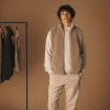 Veste-sans-manches-effet-sherpa-beige-homme-personnalisable Veste sans manches sherpa homme