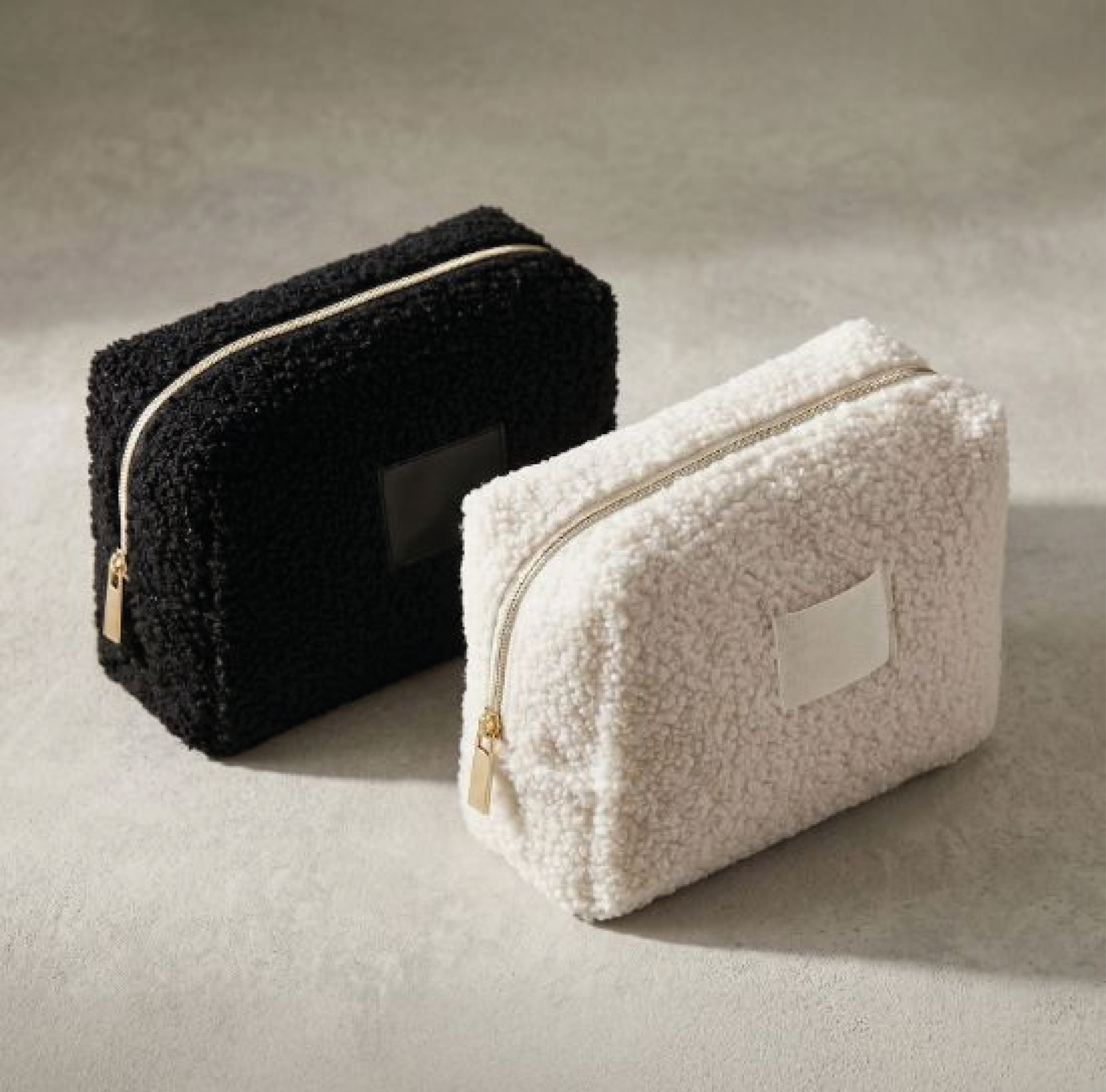 Trousse de toilette effet Sherpa personnalisable